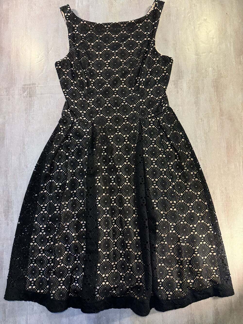 Maggy London Black Lace Sleeveless Fit & Flare Dress‎ Size 6